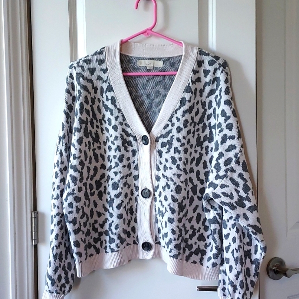 Loft long sleeve button-down sweater grey/white large